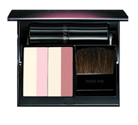 Pudră compactă iluminatoare cu minerale Mary Kay®, 4.5 г
